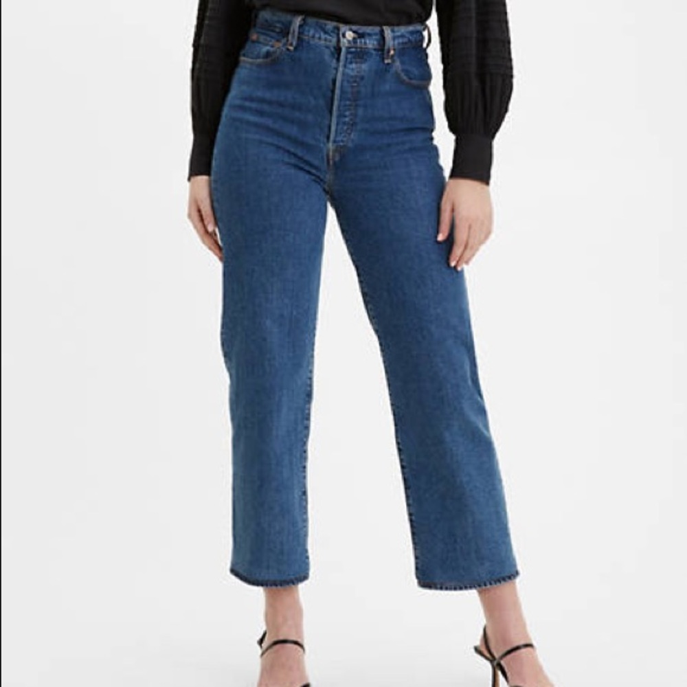 Levi’s Ribcage straight ankle jeans
